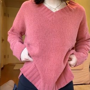 V-neck pink Sweater